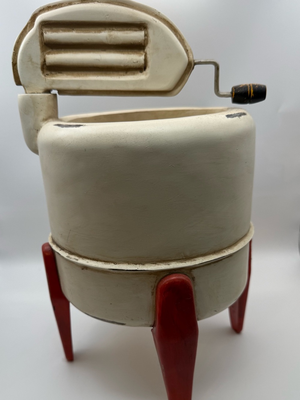 Vintage Style Miniature Wringer Washing Machine Ceramic Resin
Laundry Room Decor